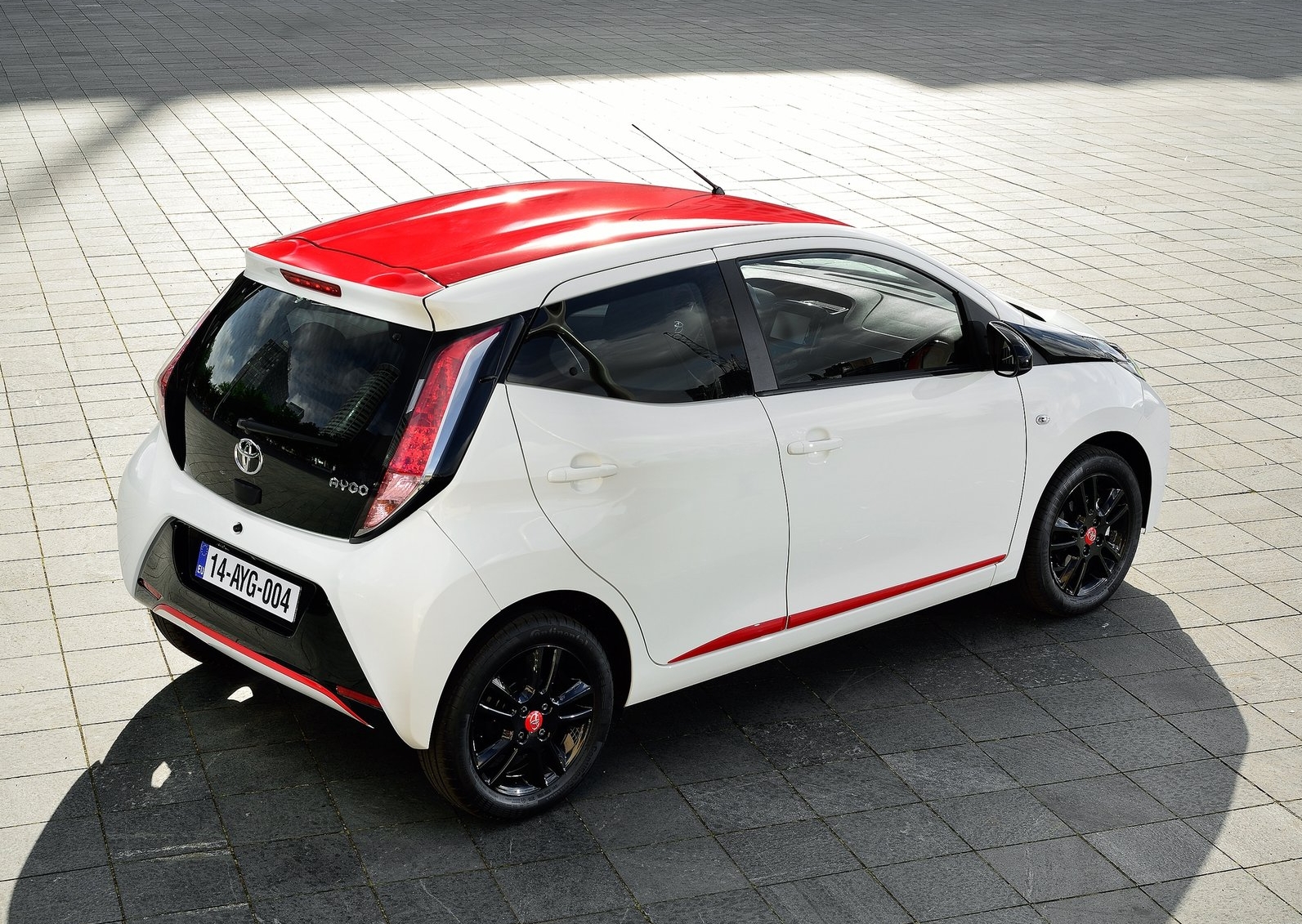 https://wcar.sets.lv/cars/Toyota/Aygo hečbeks/37a2c556e082c3bdd0d1da17235179a5.jpg